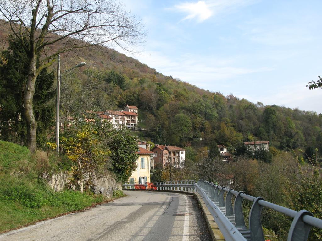 Locanda Del Pittore Arcumeggia ภายนอก รูปภาพ