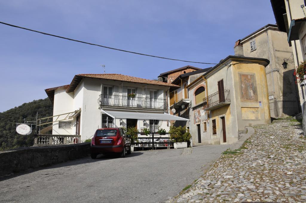 Locanda Del Pittore Arcumeggia ภายนอก รูปภาพ